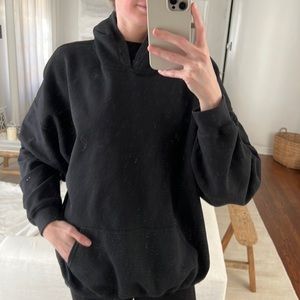 Oversized Black Sweatshirt